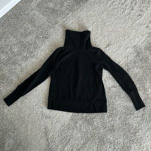 Alo mock neck sweatshirt size small